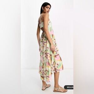 ASOS tall funky floral print dress, worn once! Super cute and flattering.